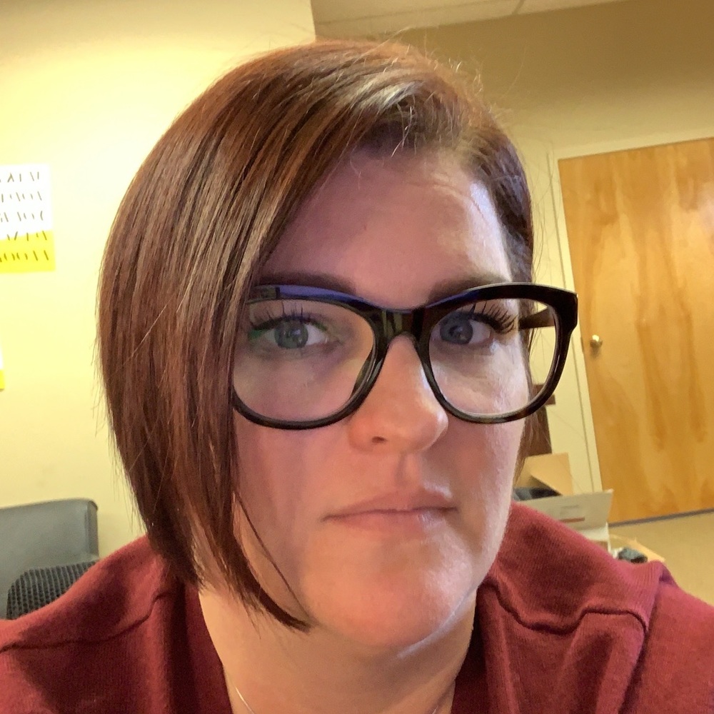 Meet your Posher, Laura